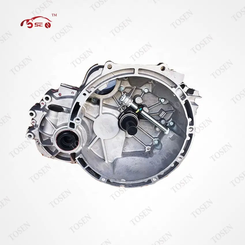 Manual Transmission for Chery QQ – Models 372/472 — close-up
