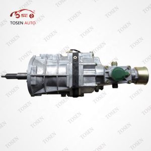 Toyota Hilux 4x2 manual gearbox assembly, OEM-style replacement unit