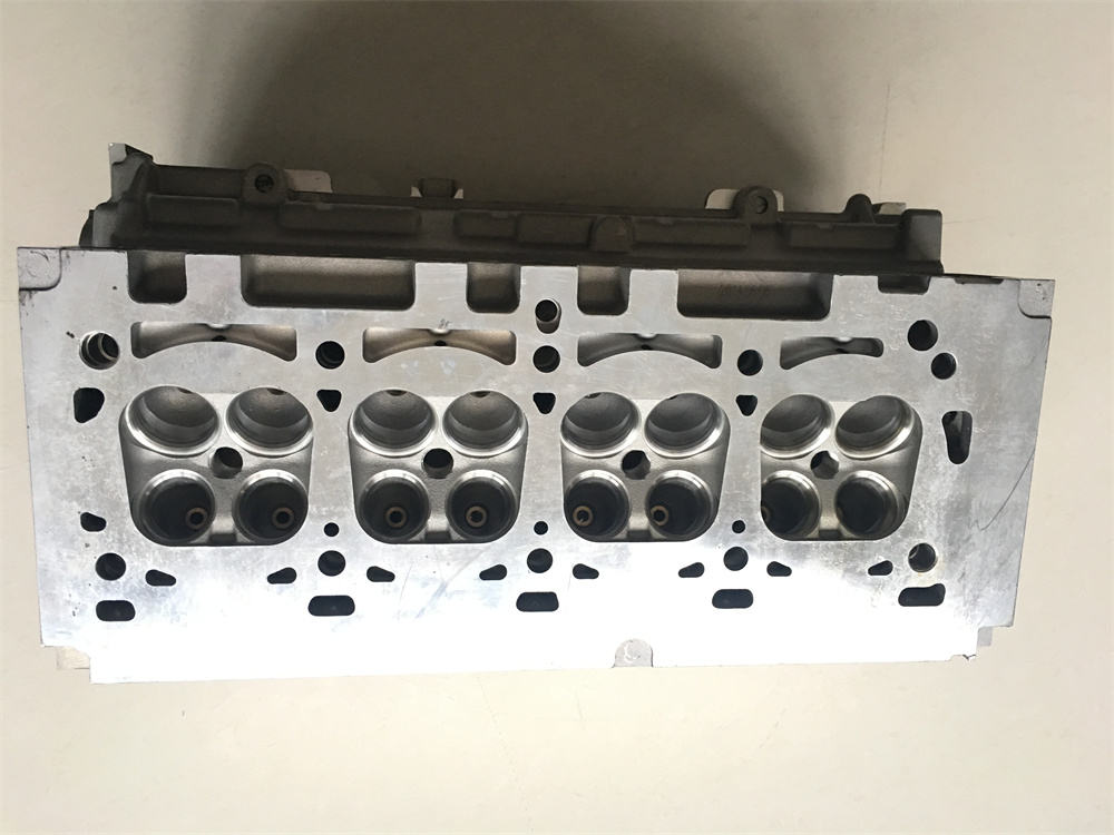 7701473353 Bare Cylinder Head for Renault